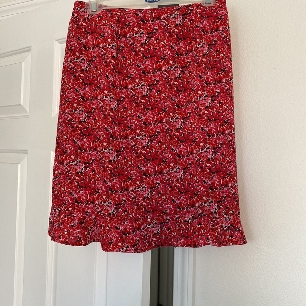 35th and 10th Y2k floral skirt.